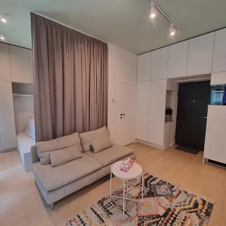 Old Town Renaissance Apartment *